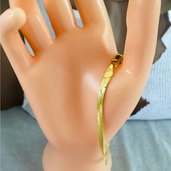 🔥Beautiful gold color flat necklace set any every occasion - Picture 5 of 7